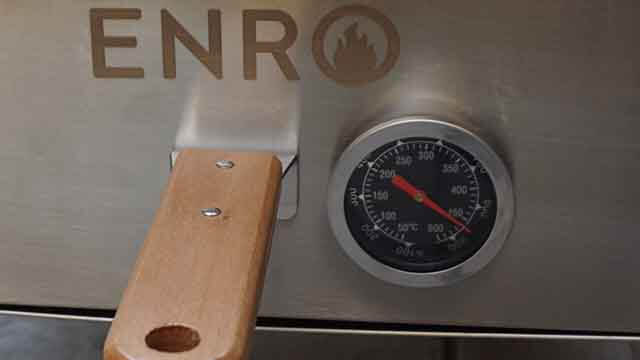 窯焼名人の温度計で最大460℃くらい